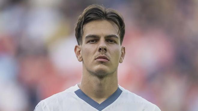 图片报：拜仁飞机因慕尼黑大雾无法起飞，只能去奥格斯堡乘机