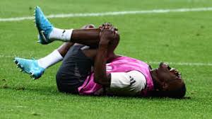 场上频频失 场上频频失