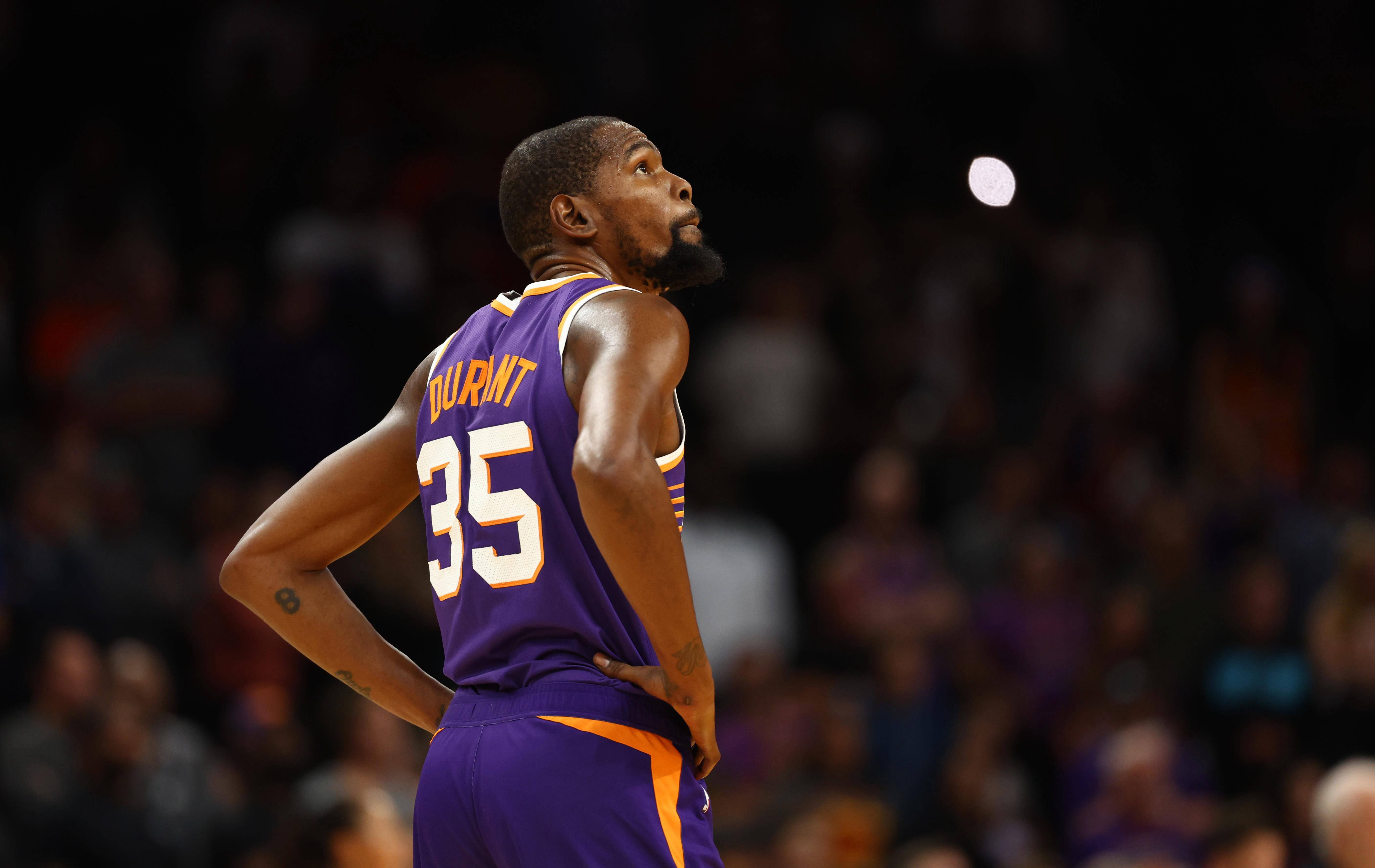 现突出的年 现突出的年